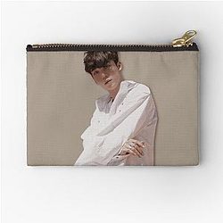 Jeong Yunho Zipper Pouch