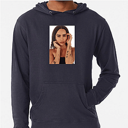 Zoë Kravitz is a singer too Zoë Kravitz Hoodies