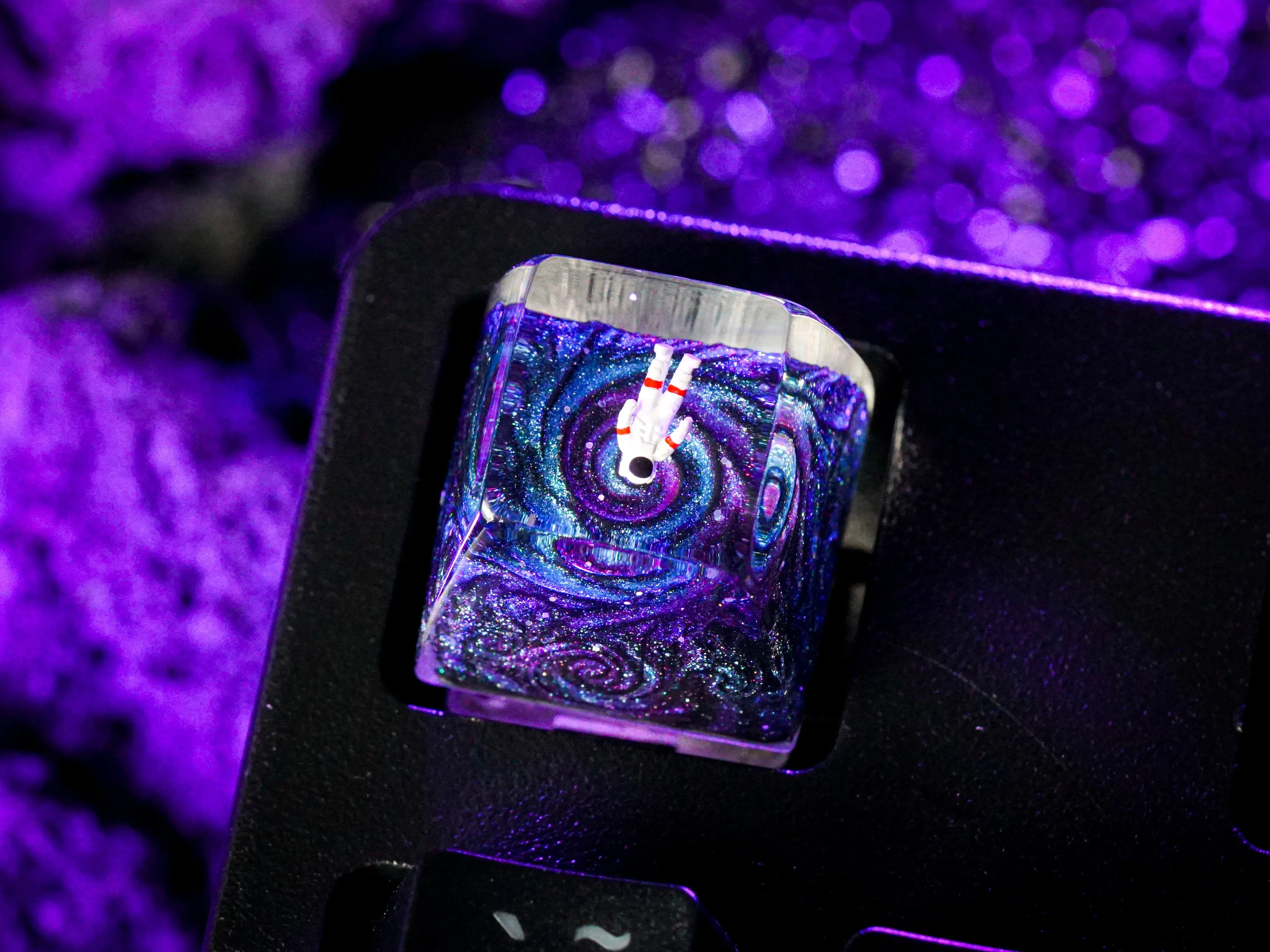 A handcrafted DATKEY artisan keycap