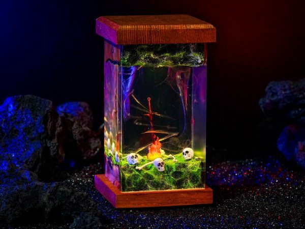 D.a.r.k S.o.u.ls Night light, Fire Glowing Sword Figure, Resting at a Bonfire Dark Souls, Game Diorama Lamp, Resin Epoxy Lamp, Gift for Him