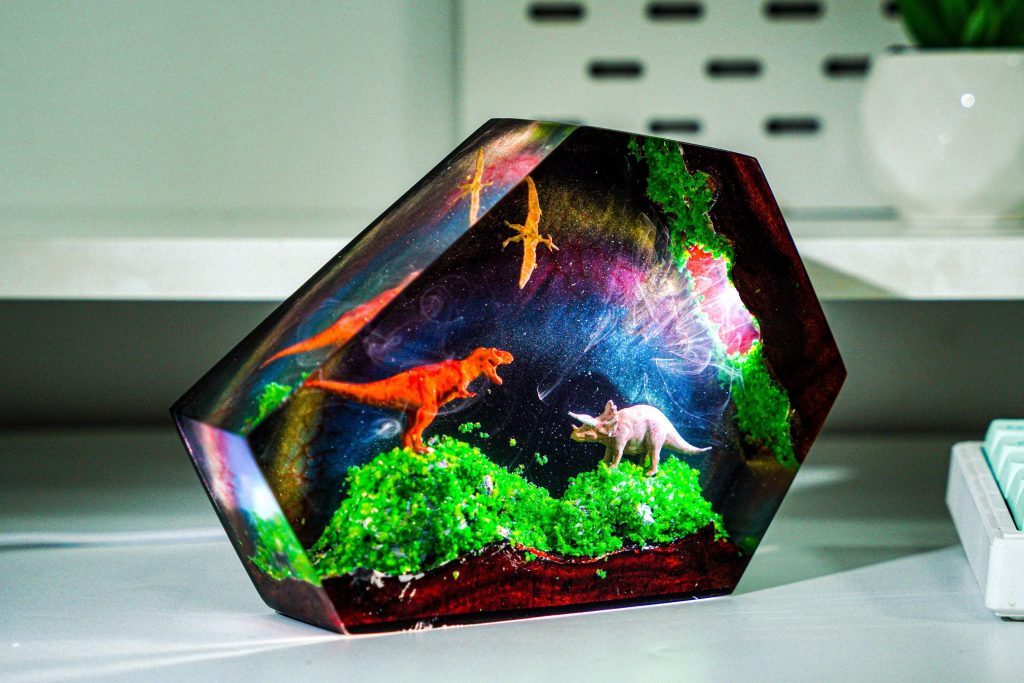 Dinosaur Resin Night Light, Spinosaurus Wood Lamp, Kids Room Decor, Jurassic Dino Lamp, Dinosaur Gift, Halloween Lamp, Christmas Kids Gift