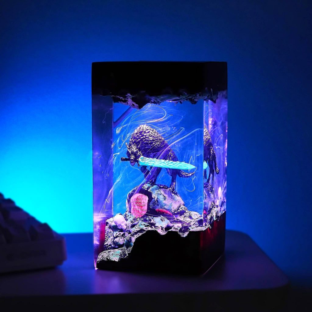 D.arkSo.uls Great Grey Wolf Sif Epoxy Night Light, Dark Souls-Inspired Lamp, Gamer Gift, Darkroot Guardian, LED Diorama Lamp Christmas Gift