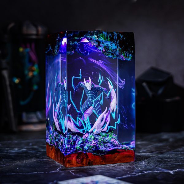 K4lJU N0. 8 Resin Lamp, Anime Night LighT, Handmade Manga Diorama Lamp, Anime Gift for Fans, Gamer Room Decor, Christmas Gift for Him
