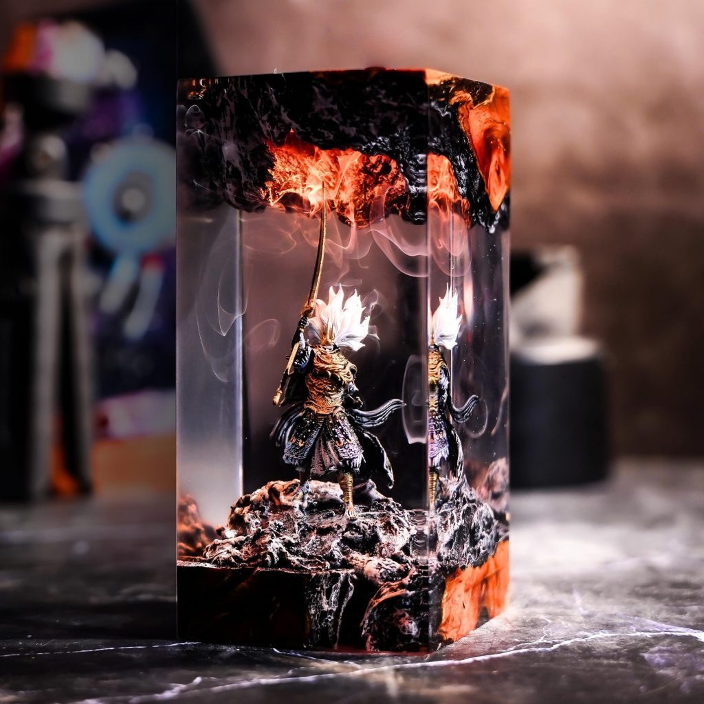 The Nameless King Dark Souls Resin Lamp, Gamer Desk Lamp, Dark Souls Gift, Christmas Gift for Him, Xmas Gift for Gamer, Room Gaming Decor