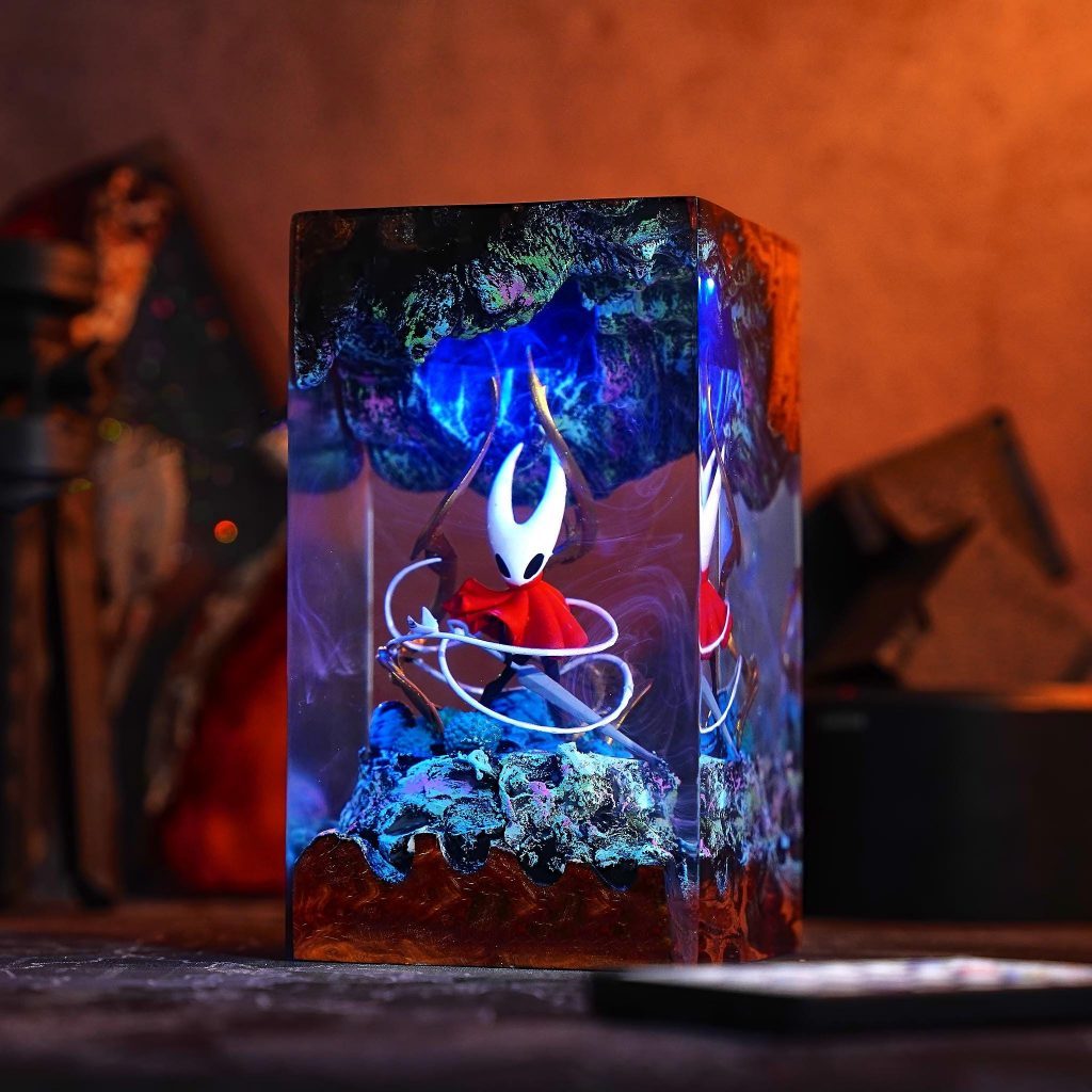 Silksong Hornet Epoxy Night Light, Hollow Knight SilkSong Figure, Gamer Gift, Gaming Room Decor, PC Desk Lamp, New Year Gift, Christmas Gift