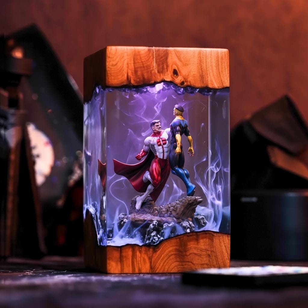 Invincible Omni Man defeats Mark Resin Lamp,Superhero Battle Action Figure Display,Movie Night Light,Desk Decor, Dad Gift Ideas,Fathers Day