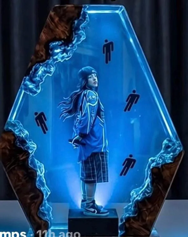 Custom BlLLlE ELlSH Lamp - SKETCHING & 3D MODEL